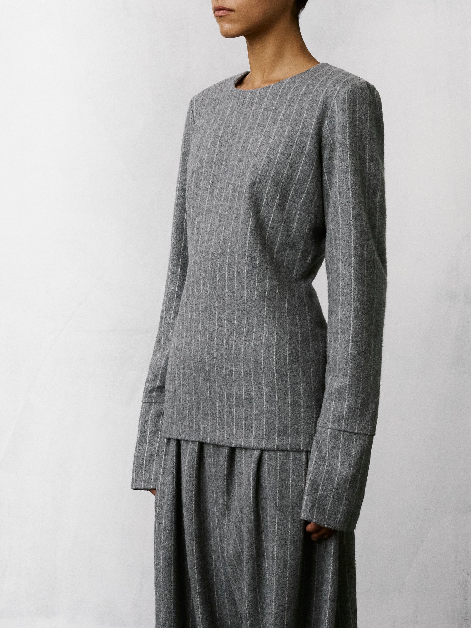 ELISA WOOL PINSTRIPES TOP // LIGHT GREY