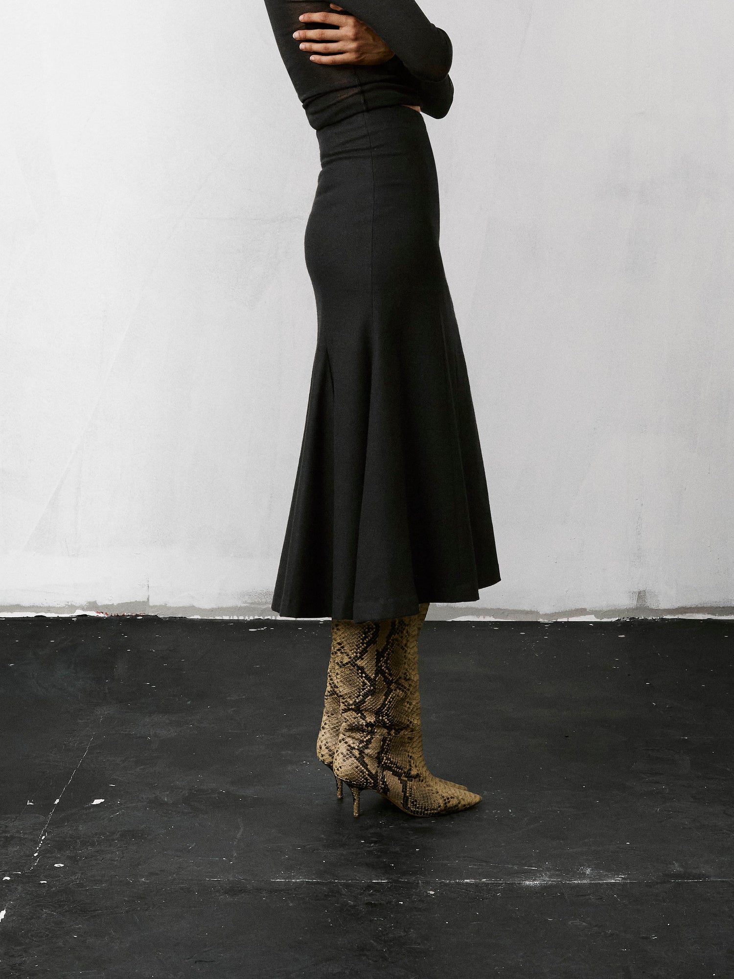 ERIKA FLANNEL WOOL SKIRT // BLACK