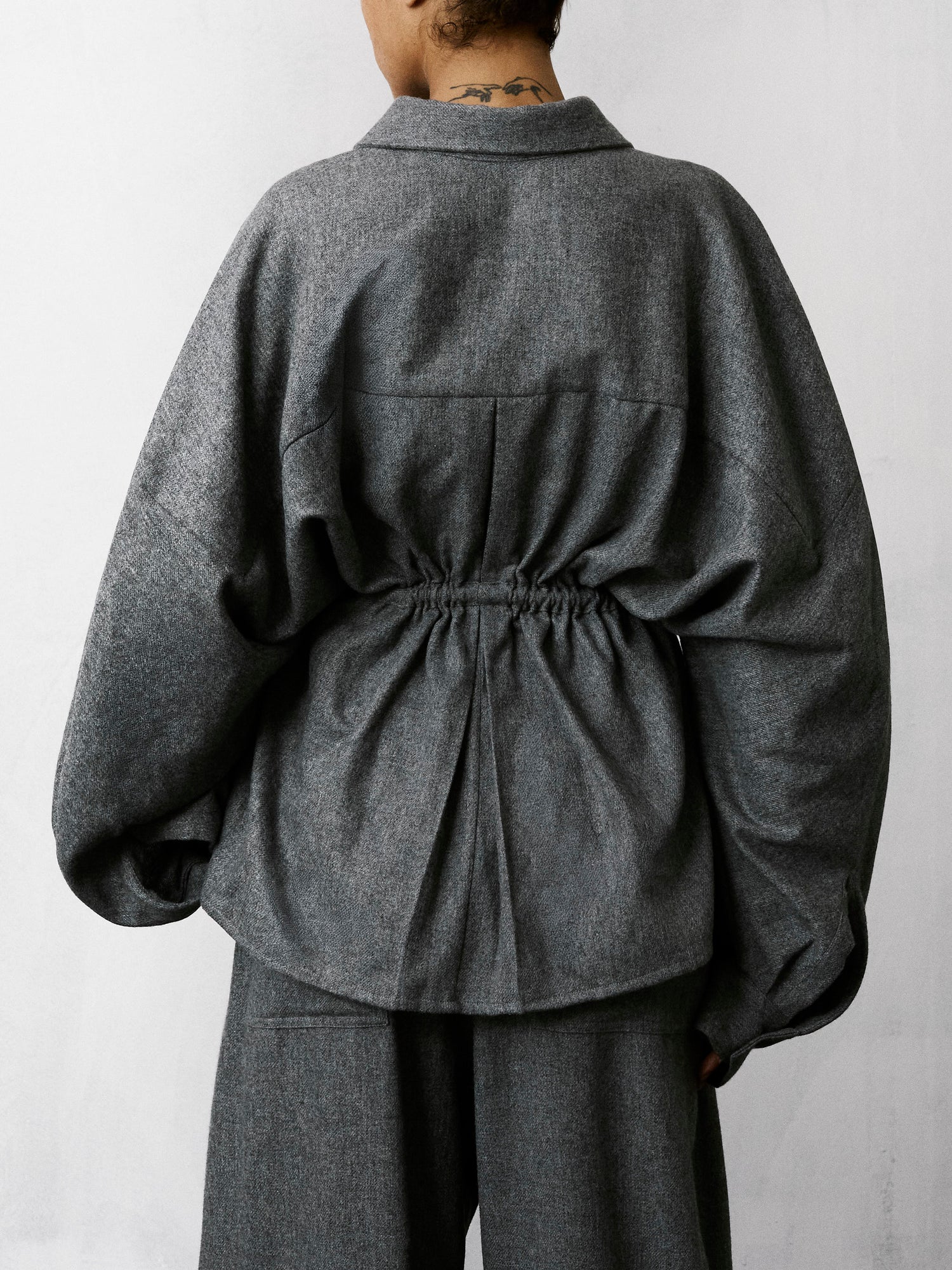 DALIDA FLANNEL WOOL SHIRT // LIGHT GREY