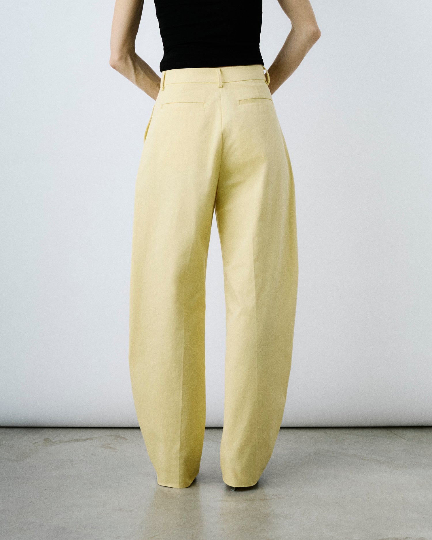 DINA GABARDINE TROUSERS // LIGHT YELLOW