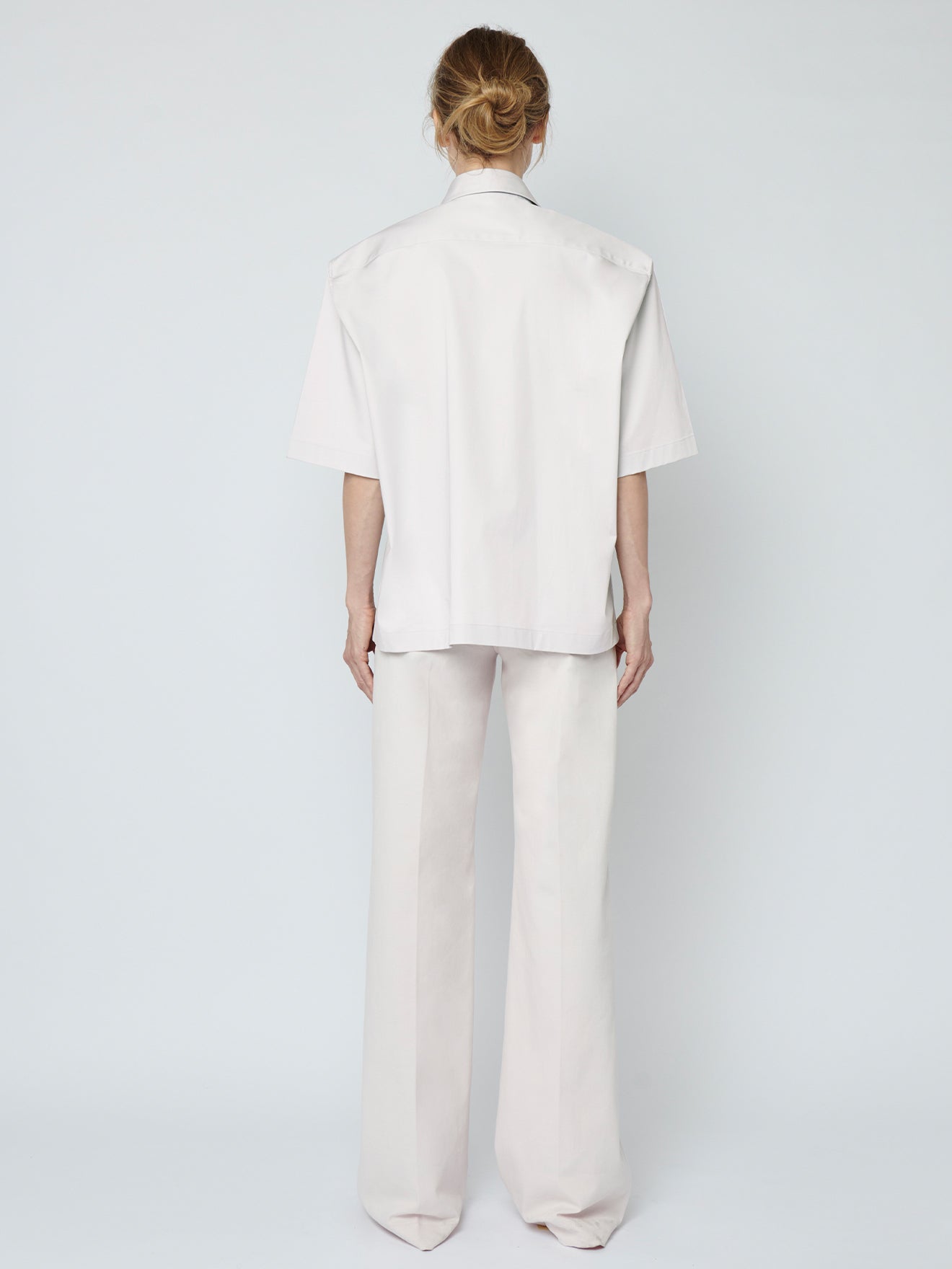 BEN JEWEL BUTTON WHITE - BOXY SHIRT