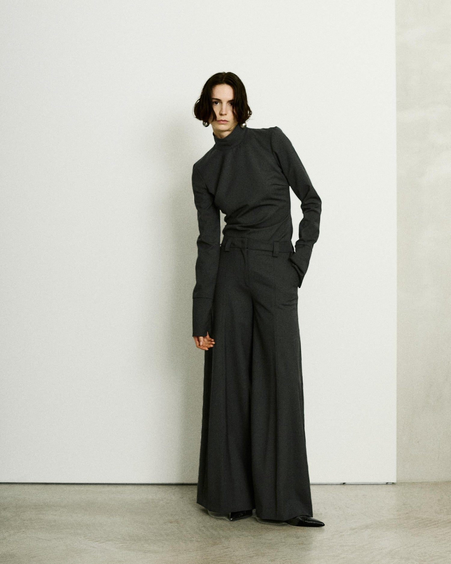 ALMA WOOL TROUSERS // BLACKBOARD