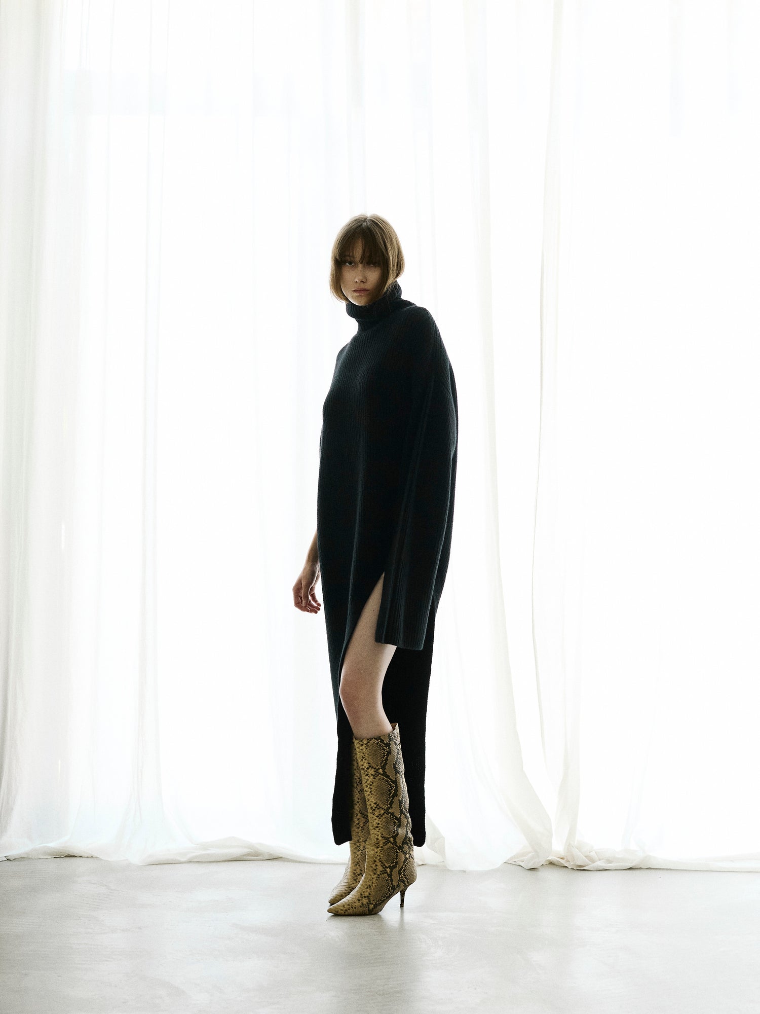 EDITH LONG KNITWEAR // BLACK