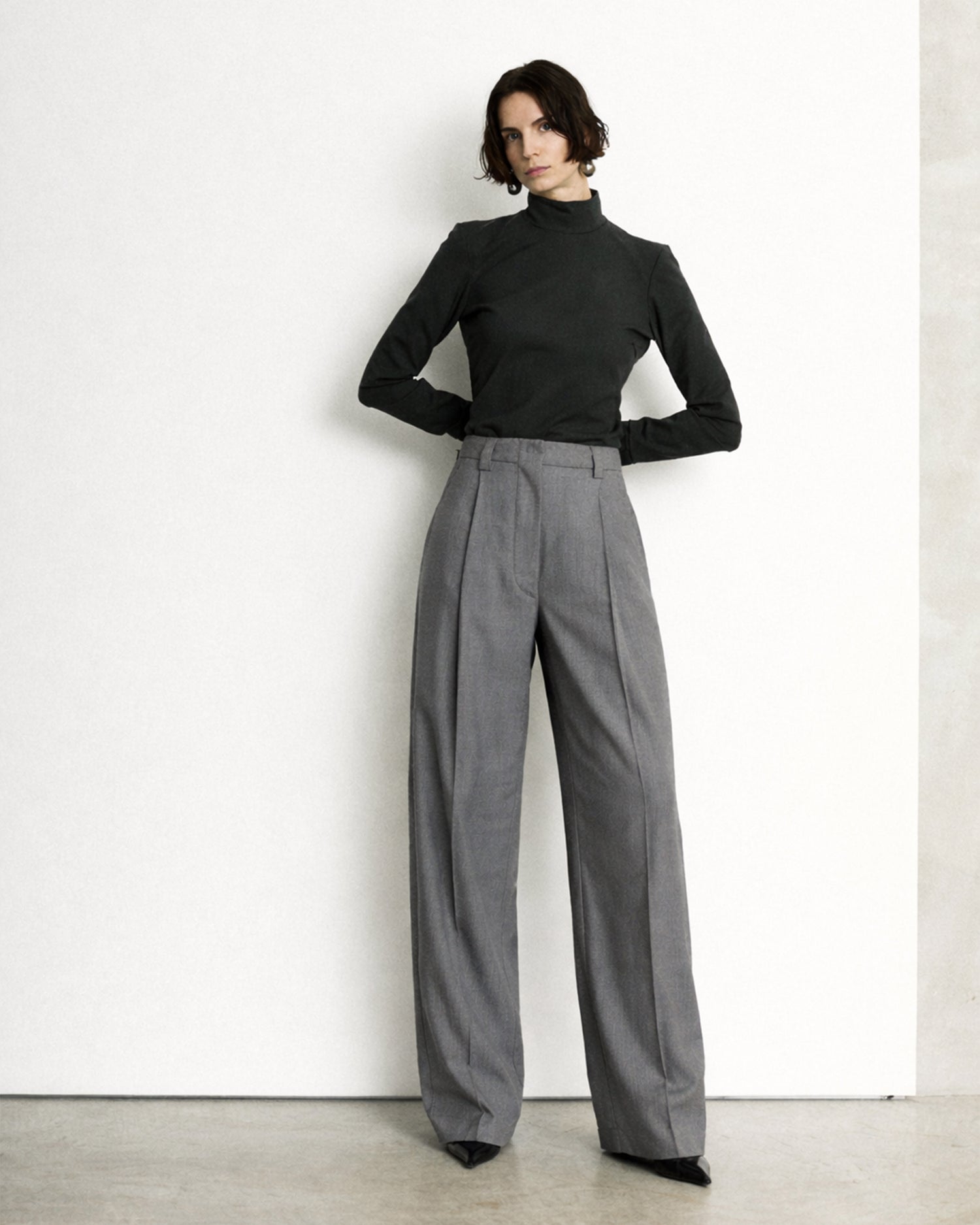 CARA WOOL TROUSERS // MEDIUM GREY