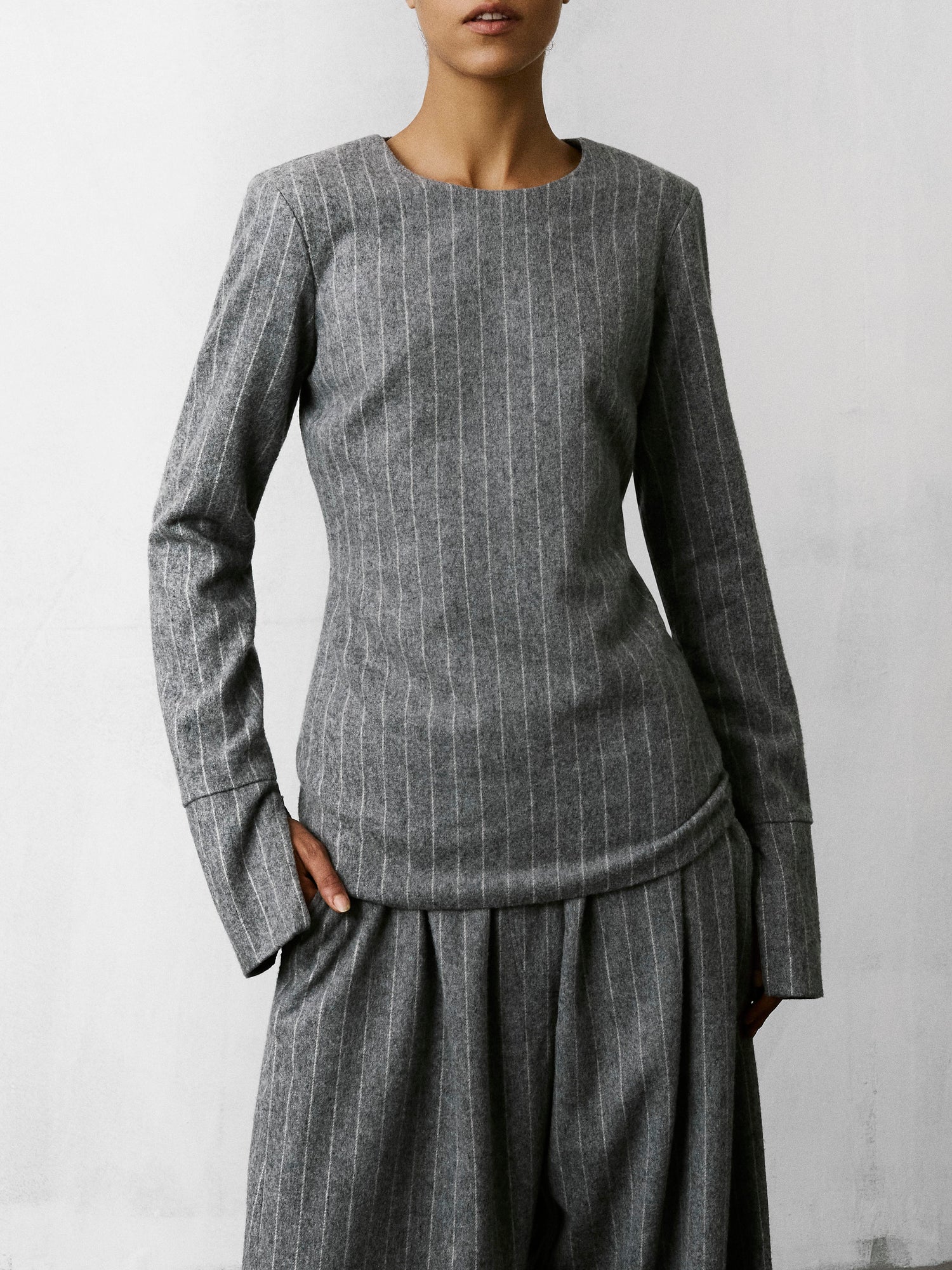 ELISA WOOL PINSTRIPES TOP // LIGHT GREY