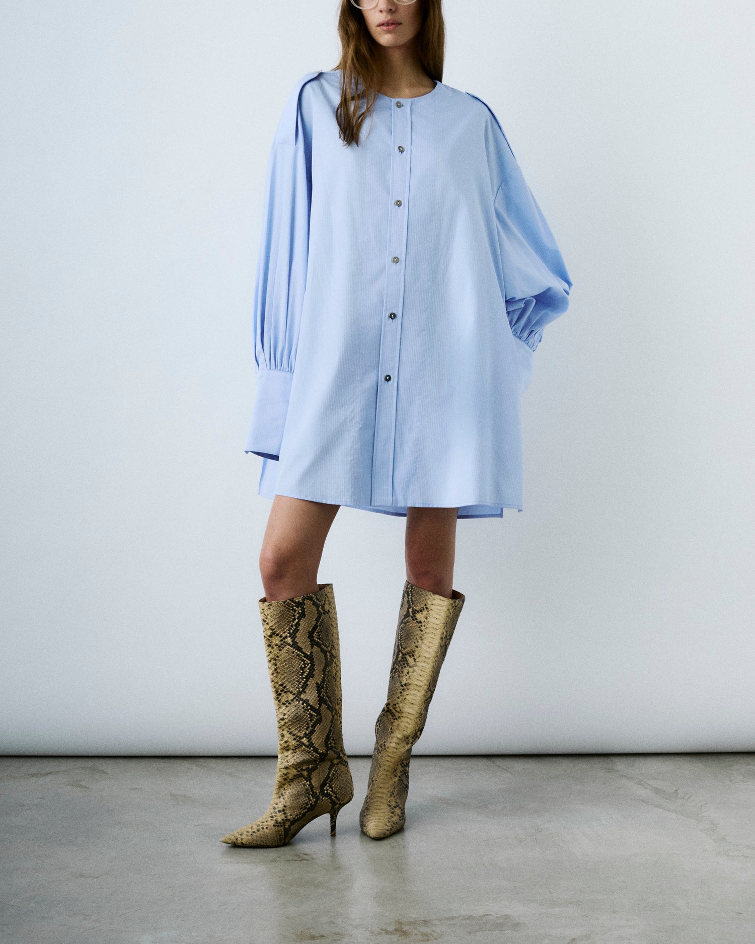 CHER STRIPE POPLIN SHIRT // SKY