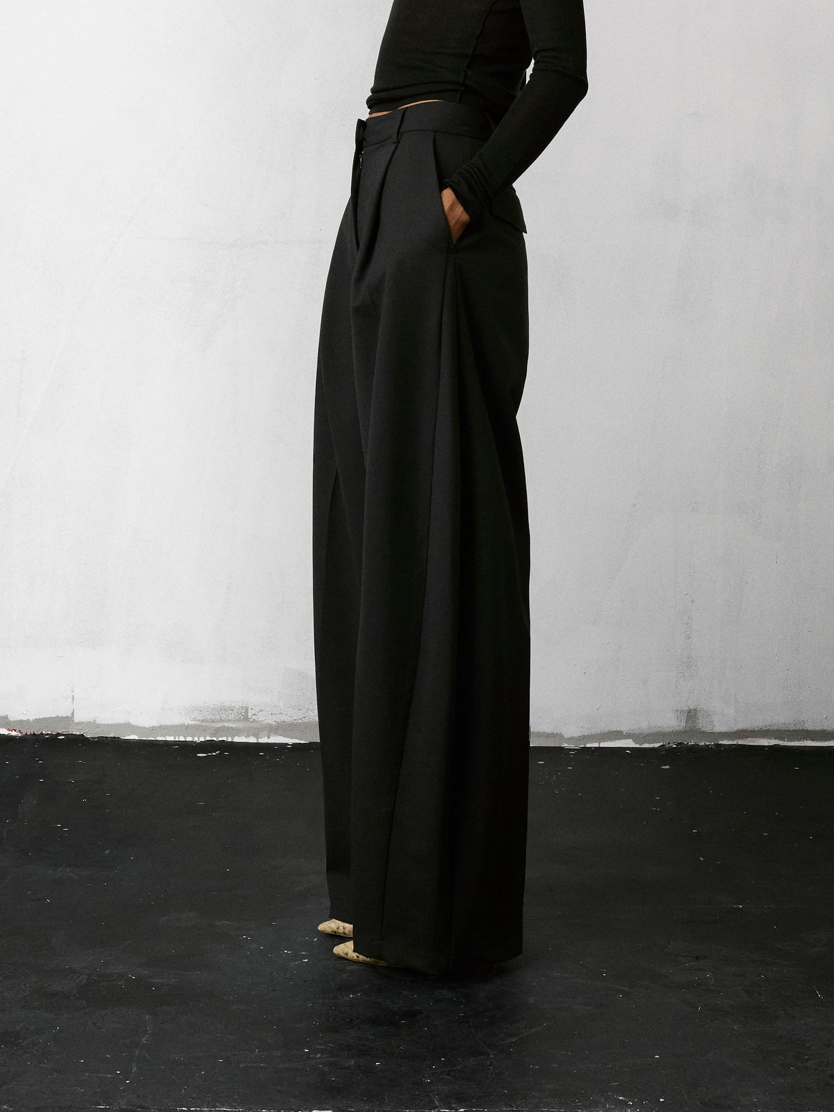 BILLIE WOOL TROUSERS // BLACK