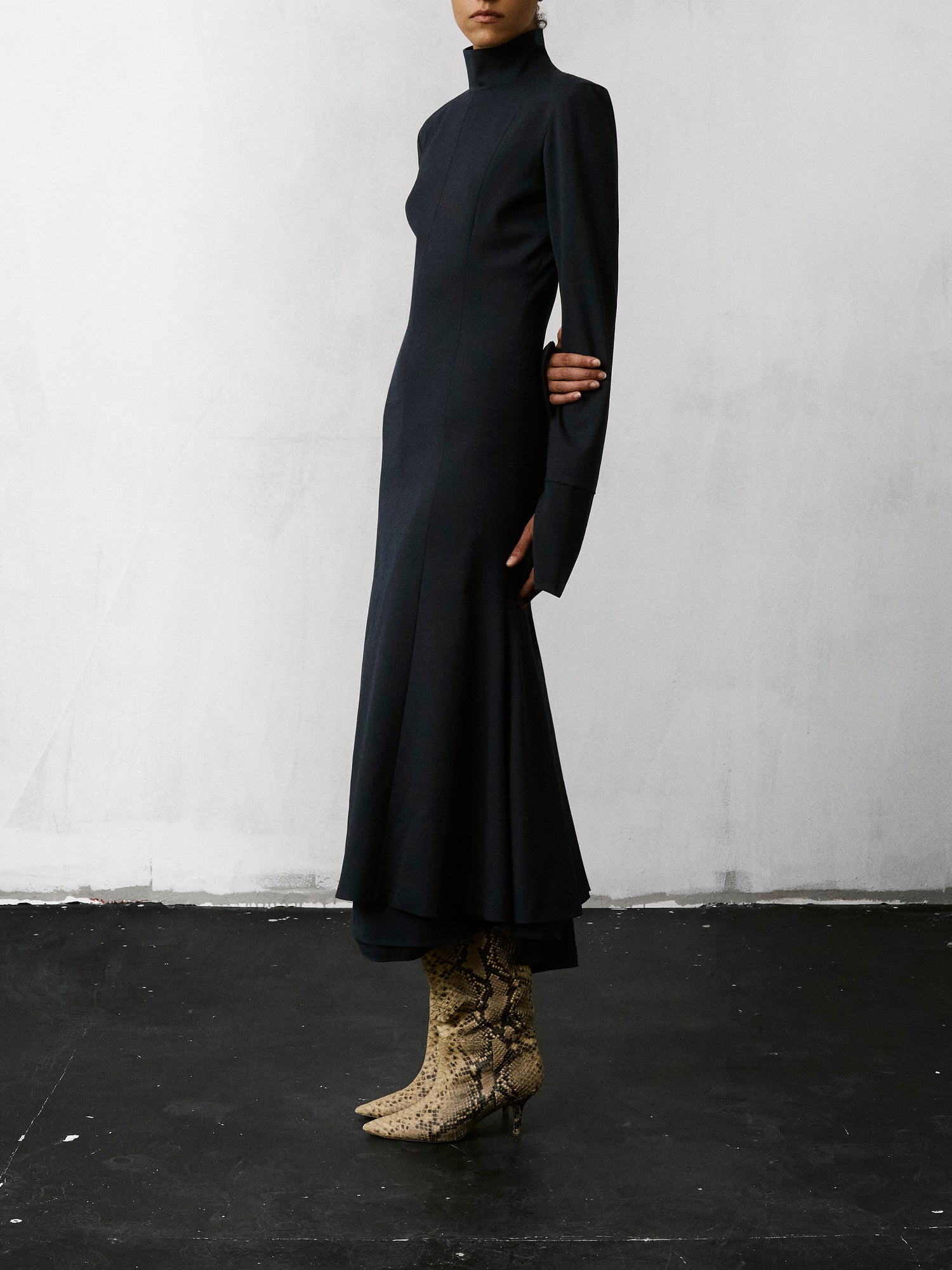 EDDA WOOL LONG DRESS // NIGHT BLUE