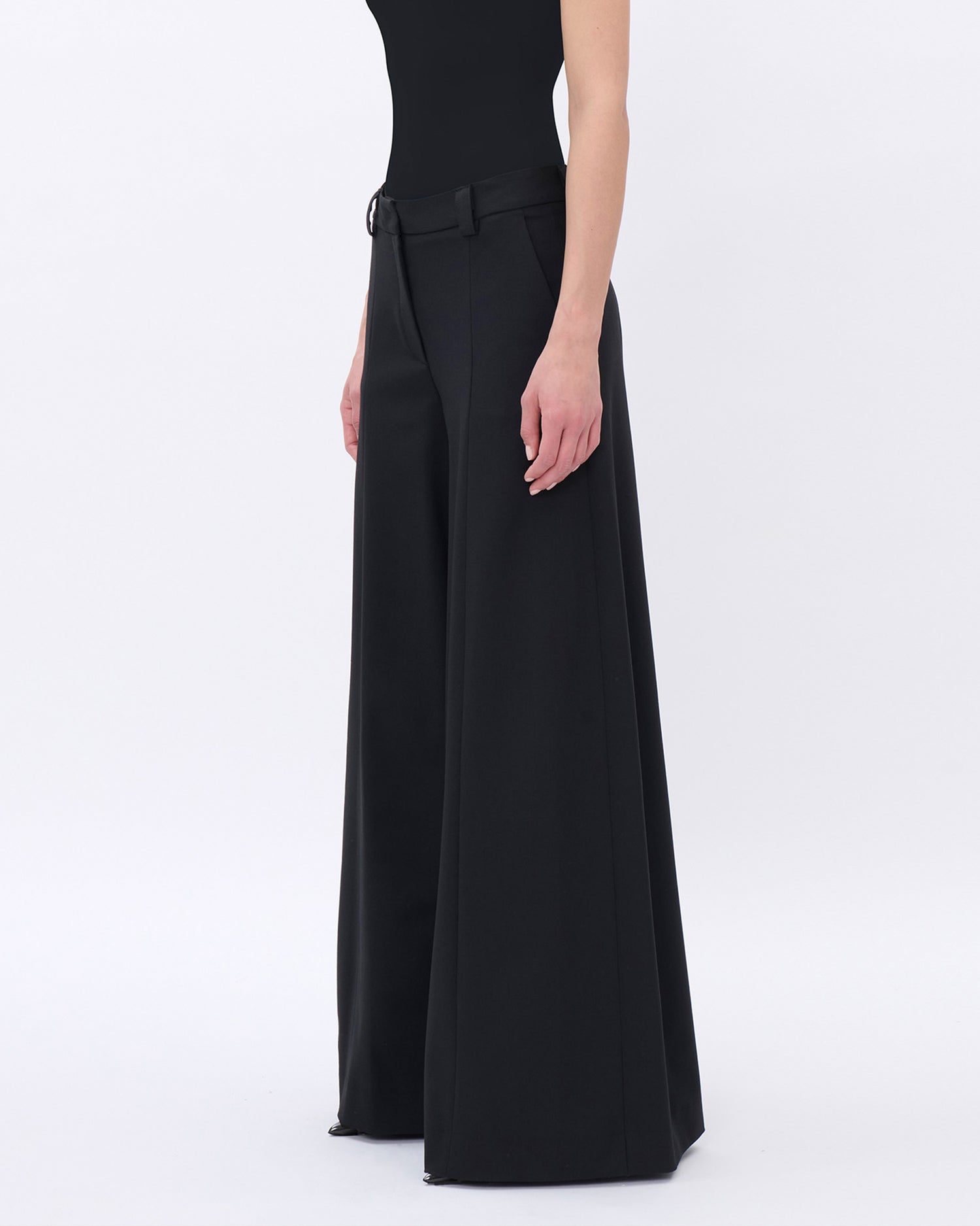 ALMA WOOL TROUSERS // BLACK