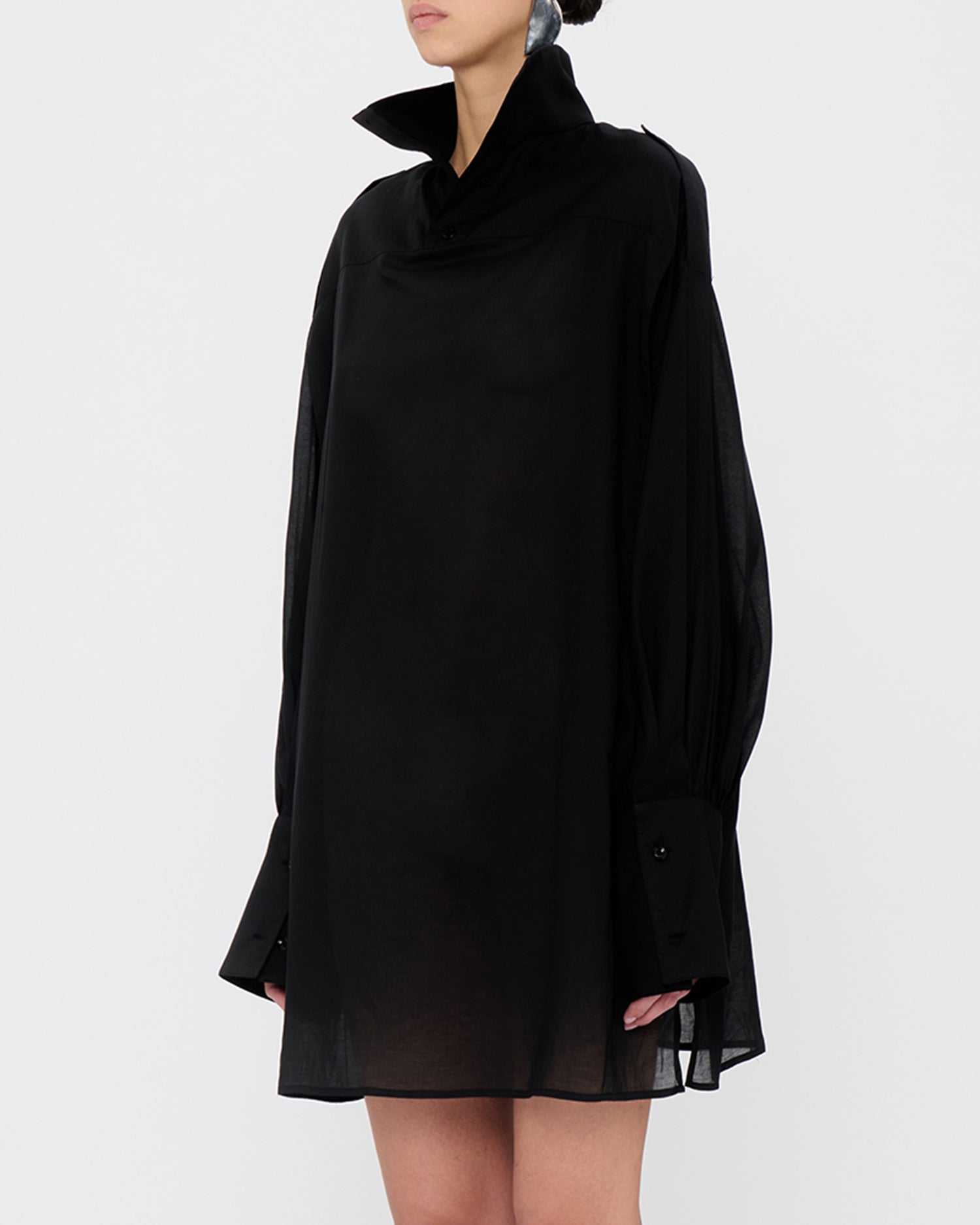 CIARA LIGHTWEIGHT MUSLIN SHIRT // BLACK